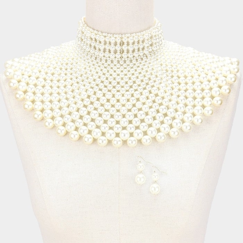 Statement Pearl Collar Necklace Set in Ivory